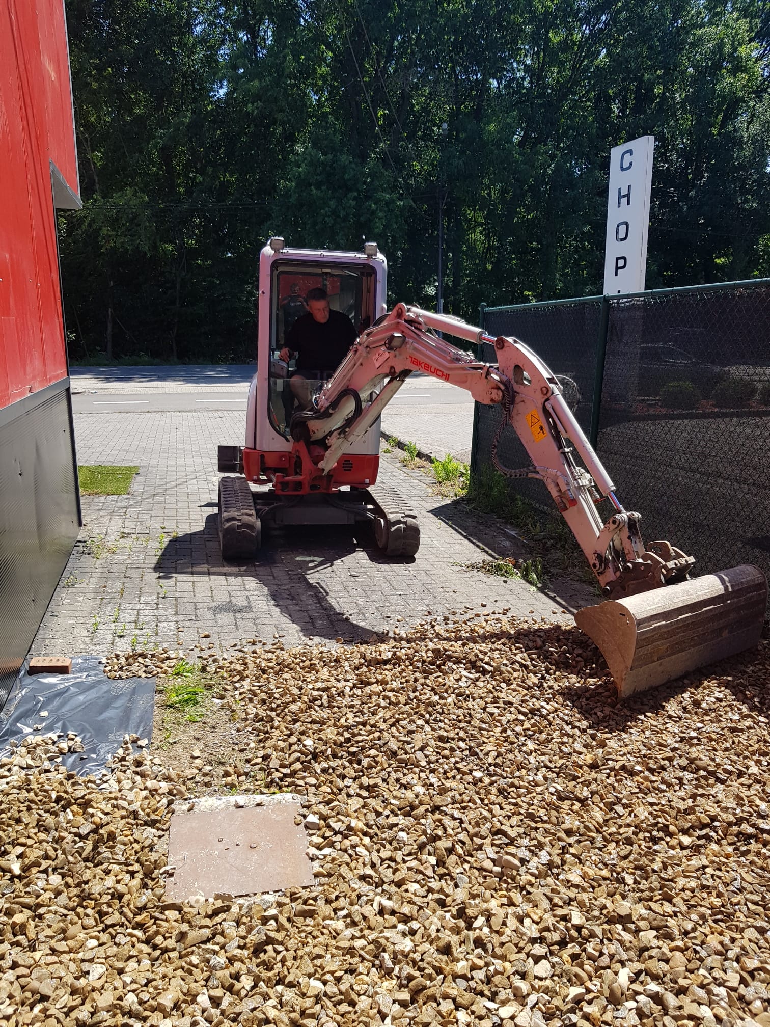 WhatsApp Image 2024-11-01 at 19.53.08 (2)